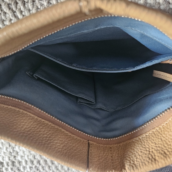 Coach Purse - Picture 5 of 7